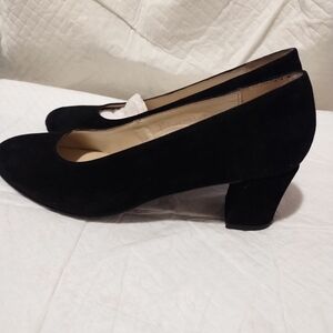 New Eric michaels black Small Heel Women's Size40 Nwot